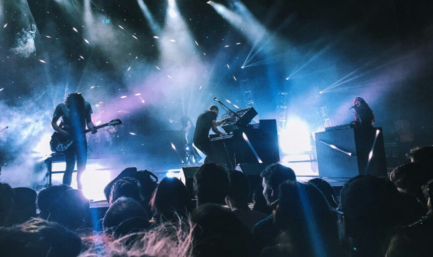Perbandingan Harga Tiket Konser di Berbagai Platform
