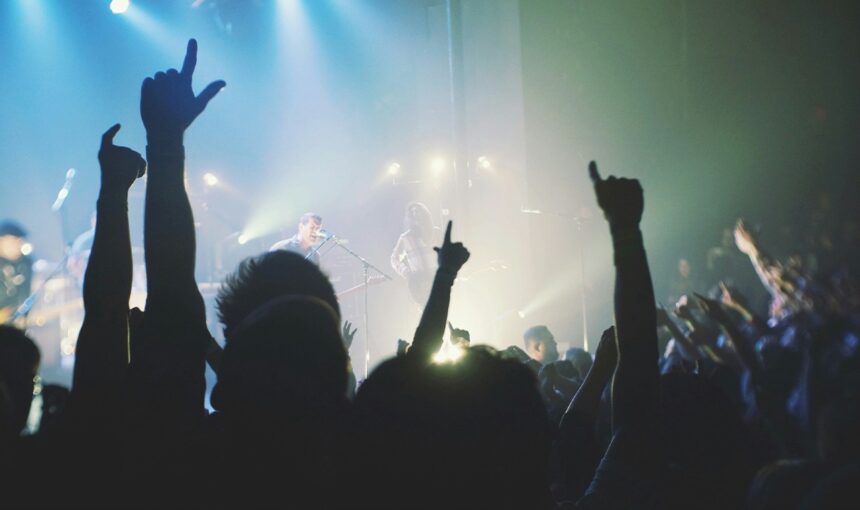 Tiket Konser dalam Bentuk NFT: Inovasi atau Gimmick?